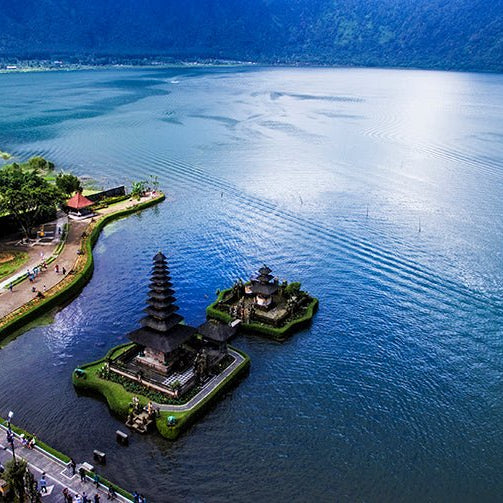 Ulun Danu - Pura Besar nan cantik Di Utara Bali - OSCARLIVING
